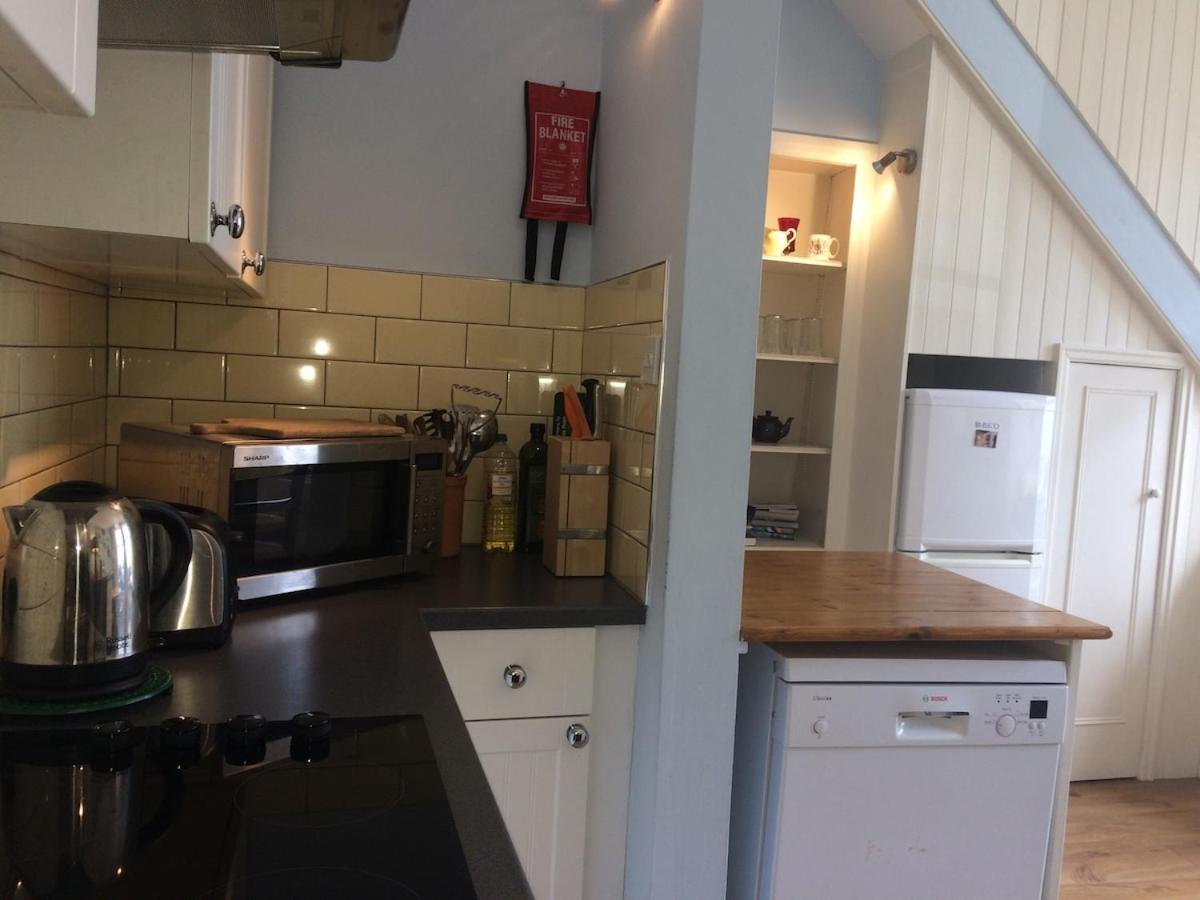 Notting Hill Charm -Sleeps 5 - Urban Retreat Διαμέρισμα Λονδίνο Εξωτερικό φωτογραφία
