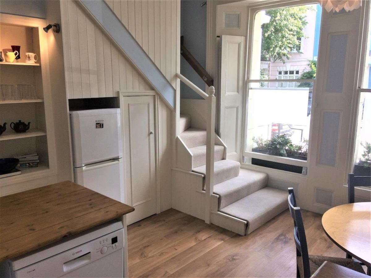 Notting Hill Charm -Sleeps 5 - Urban Retreat Διαμέρισμα Λονδίνο Εξωτερικό φωτογραφία