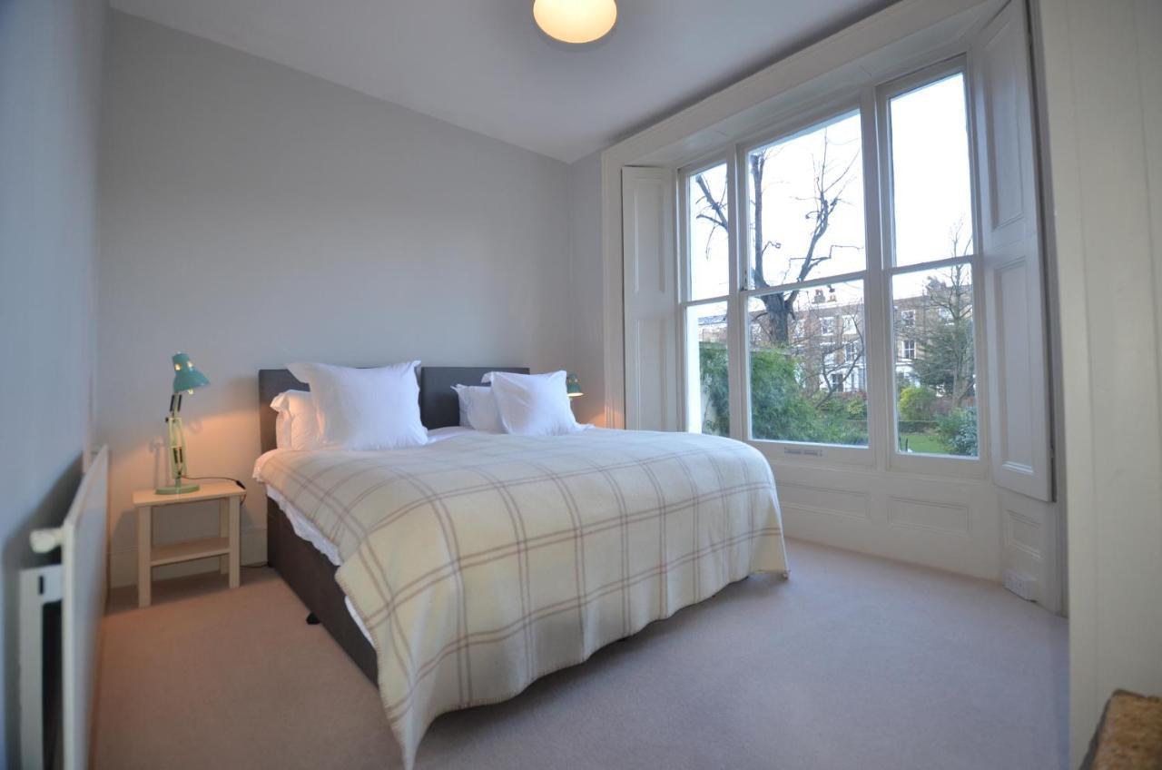 Notting Hill Charm -Sleeps 5 - Urban Retreat Διαμέρισμα Λονδίνο Εξωτερικό φωτογραφία